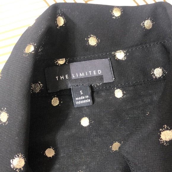 The limited button down - Picture 2 of 9